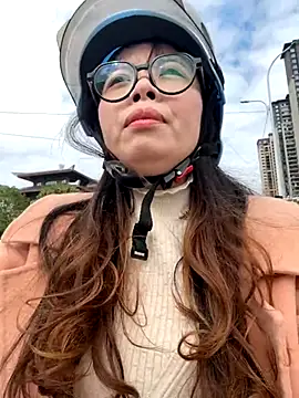 aa520uv online show from November 2025 04:22:01 AM