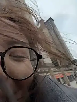 aa520uv online show from March 2026 07:48:02 AM