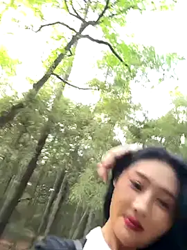 linger-23 online show from October 2025 07:06:02 AM