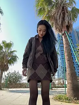 linger-23 online show from January 2026 06:08:01 AM