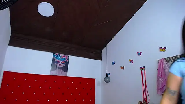 kriss sweetboobs10 online show from October 2025 12:39:02 PM