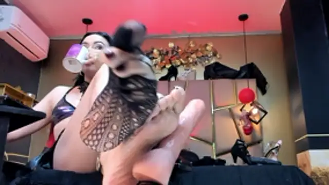 Kendraa Hot online show from March 2026 12:46:01 PM