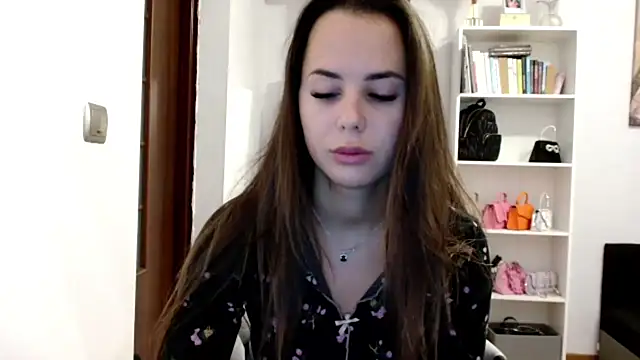 MayaJoy24 online show from October 2025 06:40:01 PM