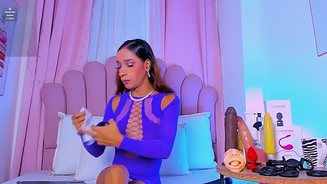 Snapshot of NicoleMadrird chatting on March 2026 11:38:01 AM NicoleMadrird online show from March 2026 11:38:01 AM