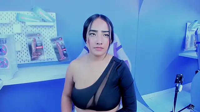 Alice 26  online show from February 2026 01:51:01 PM