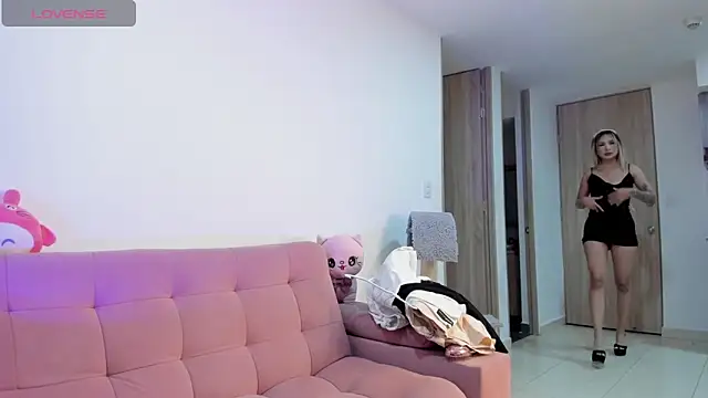 princesssammy2 online show from February 2026 12:51:02 AM