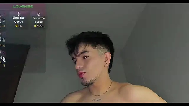 cmzo  online show from December 2025 02:20:01 AM