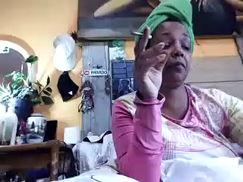 Snapshot of Tatyhotevony chatting on March 2025 12:43:02 PM Tatyhotevony online show from March 2025 12:43:02 PM