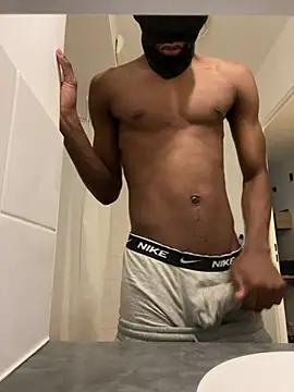 Snapshot of Renoirmonter chatting on January 2026 10:25:01 PM Renoirmonter online show from January 2026 10:25:01 PM