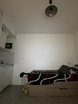 Renoirmonter online show from May 2026 02:34:01 PM