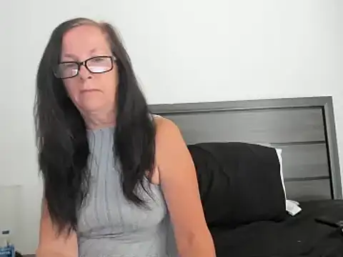 peachgoddess online show from September 2025 01:10:01 PM