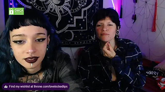 lovelockedlips online show from October 2025 02:47:02 AM