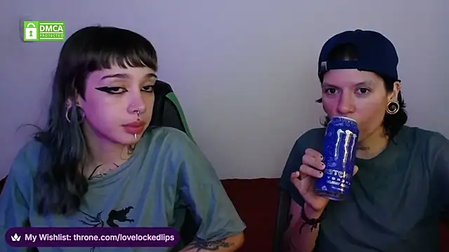 lovelockedlips online show from April 2026 10:23:02 PM