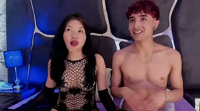 LauryAndNarem69 online show from March 2025 04:04:02 PM