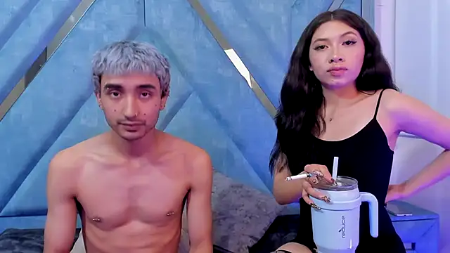 LauryAndNarem69 online show from November 2025 07:30:02 AM