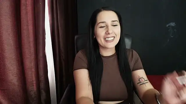 missdyaa online show from October 2025 12:58:01 PM