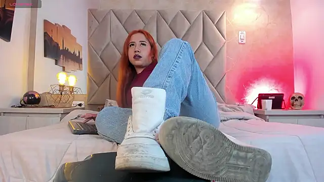 Snapshot of kailinmoonx chatting on March 2026 01:07:02 PM kailinmoonx online show from March 2026 01:07:02 PM