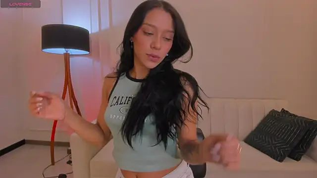 Snapshot of AmaliaCrus chatting on October 2025 12:11:01 AM AmaliaCrus online show from October 2025 12:11:01 AM