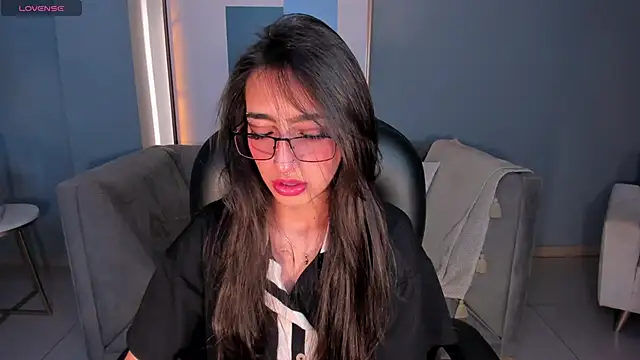 LarisaSmirnov online show from October 2025 04:26:01 AM