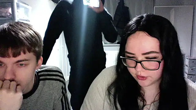 Snapshot of noface_guy09 chatting on March 2025 10:31:02 PM noface guy09 online show from March 2025 10:31:02 PM