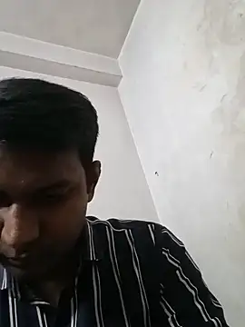 vikesh05 online show from December 2025 06:39:01 PM