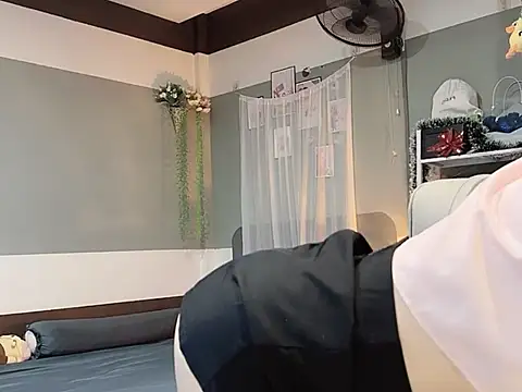 Nabiii6868 online show from March 2026 06:22:02 PM