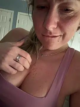 LittleMsMILF online show from March 2026 06:03:02 PM