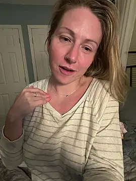 LittleMsMILF online show from March 2026 02:22:01 AM