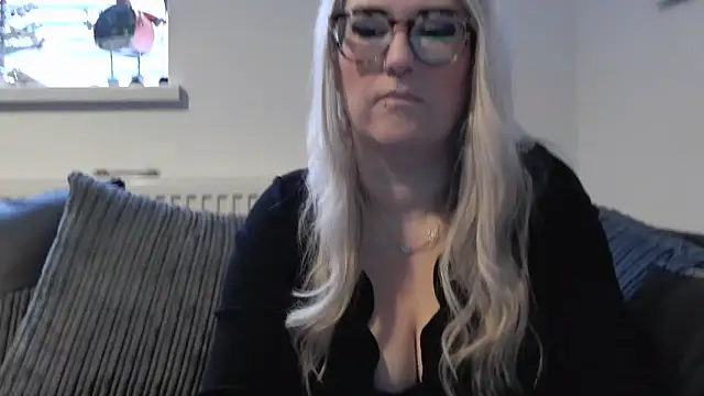 Sizzling Indie36 online show from November 2025 10:50:02 AM