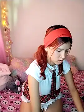 Sophie joyy online show from October 2025 07:00:01 PM