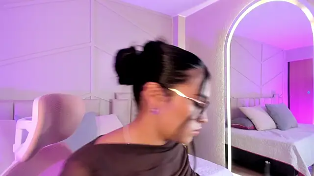 Snapshot of Eimmy_bm chatting on September 2025 05:07:01 PM Eimmy bm online show from September 2025 05:07:01 PM