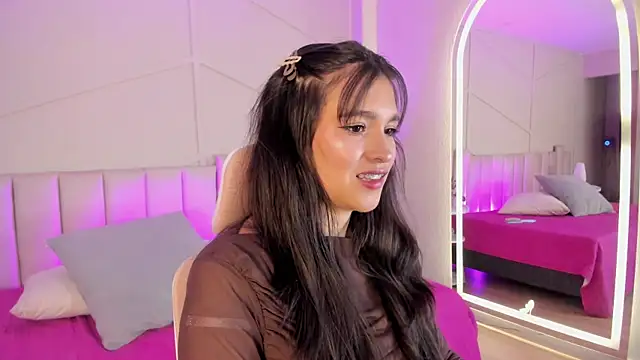 Snapshot of Eimmy_bm chatting on October 2025 07:04:02 PM Eimmy bm online show from October 2025 07:04:02 PM