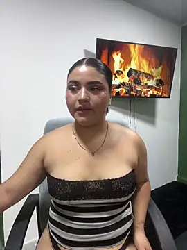 Snapshot of pareja_curiosa19 chatting on May 2026 10:26:02 PM pareja curiosa19 online show from May 2026 10:26:02 PM