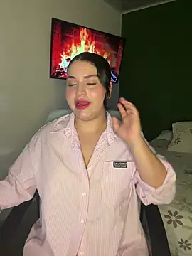 Snapshot of pareja_curiosa19 chatting on May 2026 01:24:01 AM pareja curiosa19 online show from May 2026 01:24:01 AM