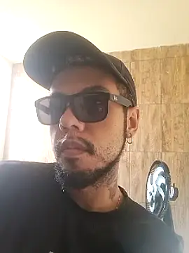 Snapshot of Fernandobs_ chatting on March 2025 02:33:02 PM Fernandobs online show from March 2025 02:33:02 PM