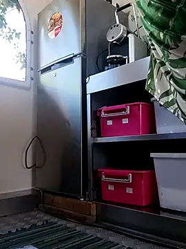 emiliemilf online show from March 2026 08:01:02 PM