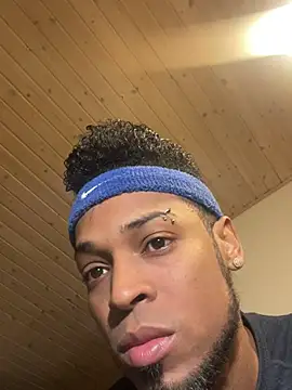 Snapshot of Chocolattino91 chatting on March 2025 11:00:02 PM Chocolattino91 online show from March 2025 11:00:02 PM