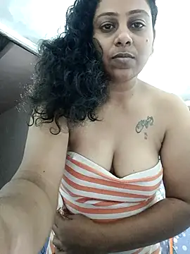 Snapshot of JENNIFERtamil chatting on November 2025 08:12:01 AM JENNIFERtamil online show from November 2025 08:12:01 AM