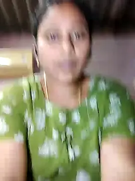 Snapshot of JENNIFERtamil chatting on November 2025 07:38:02 AM JENNIFERtamil online show from November 2025 07:38:02 AM