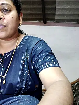 Snapshot of JENNIFERtamil chatting on December 2025 07:39:01 AM JENNIFERtamil online show from December 2025 07:39:01 AM