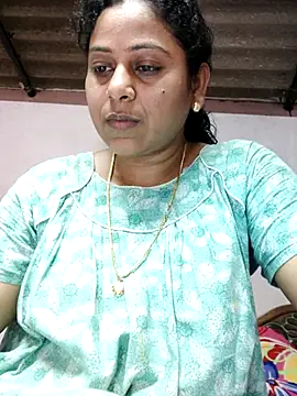 Snapshot of JENNIFERtamil chatting on April 2026 07:41:01 AM JENNIFERtamil online show from April 2026 07:41:01 AM