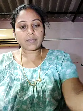 Snapshot of JENNIFERtamil chatting on May 2026 07:27:01 AM JENNIFERtamil online show from May 2026 07:27:01 AM