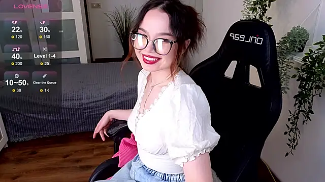 maddymystie online show from March 2025 07:04:02 PM