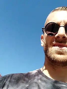 Snapshot of trainwithme chatting on September 2025 07:54:01 AM trainwithme online show from September 2025 07:54:01 AM