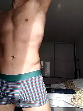 Snapshot of trainwithme chatting on October 2025 08:48:02 AM trainwithme online show from October 2025 08:48:02 AM