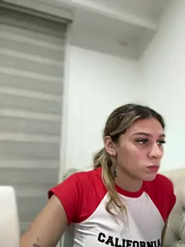 Snapshot of aliisonn__parker26 chatting on March 2025 10:17:02 PM aliisonn parker26 online show from March 2025 10:17:02 PM