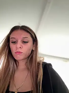 Snapshot of aliisonn__parker26 chatting on March 2025 07:25:01 PM aliisonn parker26 online show from March 2025 07:25:01 PM