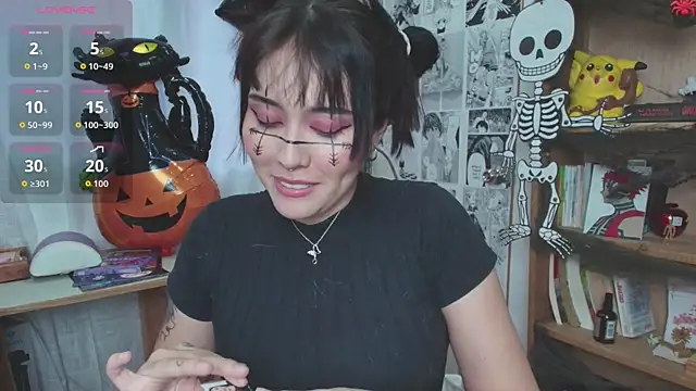 MitsuChan  online show from October 2025 10:14:02 PM