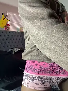 Snapshot of piscesaurora chatting on March 2025 12:22:02 PM piscesaurora online show from March 2025 12:22:02 PM