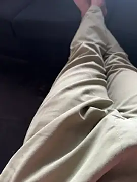 dilu98 online show from April 2026 06:47:02 AM